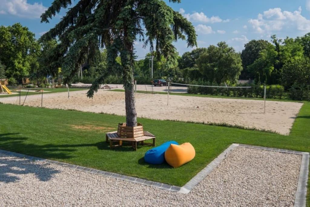 Hedon Brewing Niko Apartment - 200 Meter To The Beach Balatonvilágos Zewnętrze zdjęcie